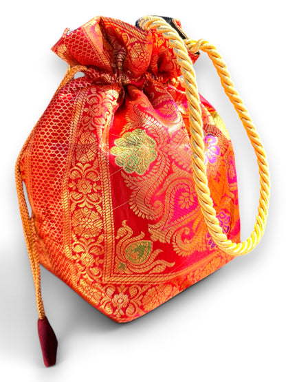 Banarasi Potlis